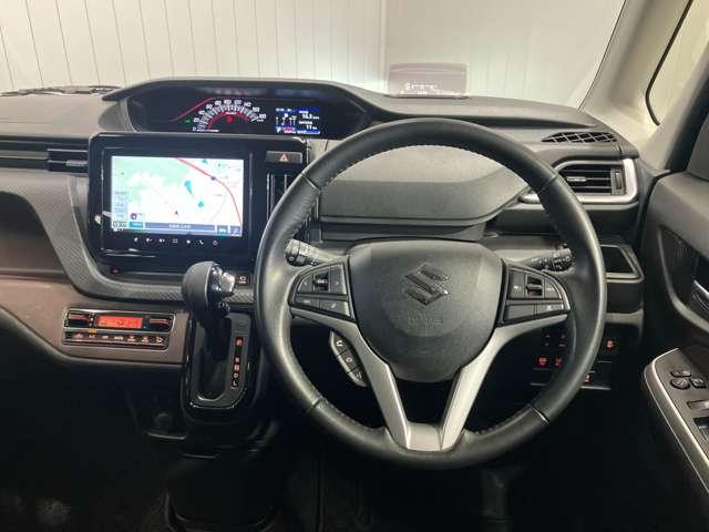 �y�n���h���X�C�b�`�z�n���h��������������ƂȂ��A�I�[�f�B�I���삪�ł���X�e�A�����O�X�C�b�`�t��