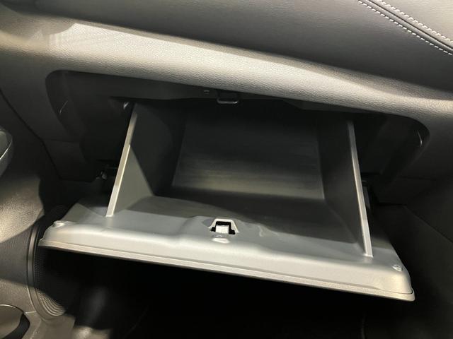 キックス X 1.2 X (e-POWER) 当社試乗車アップ・ディーラーOPナビ・全周囲カメラ・プロパイロット・LEDヘッドランプ・LEDフォグランプ・ハイビームアシスト・ルーフレール・CD/DVD(35枚目)