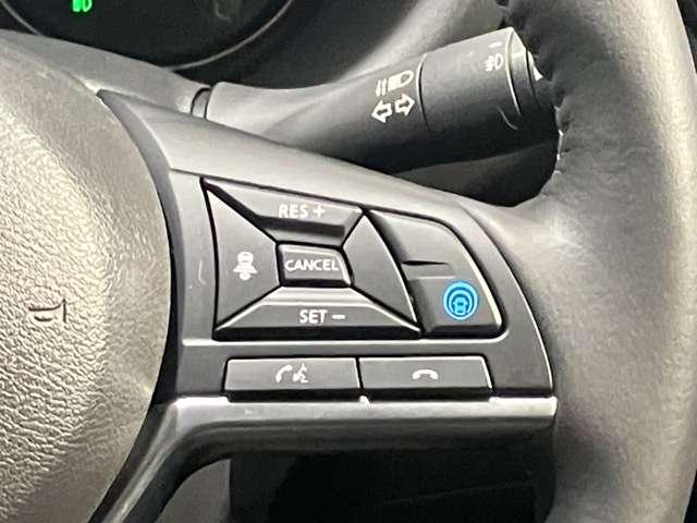 �y�v���p�C���b�g�z�����̃m���m���a�؂��X�C�b�`�ЂƂŃA�N�Z���E�u���[�L�E�X�e�A�����O���Ԃ��A�V�X�g���Ă����̂Ń��N���N�ł���