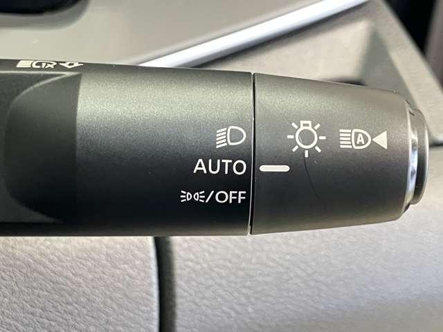 ノート １．２　Ｘ　当社試乗車アップ・純正メモリーナビ・全周（20枚目）