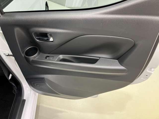 デイズ 660 ハイウェイスターGターボ プロパイロット エディショ 当社社用車アップ・純正9インチメモリーナ(38枚目)