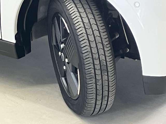 �����̂P�S�C���`�A���~�z�C�[���ŊO�ς��������悭�A�R�����ɂ���������Ă��܂���