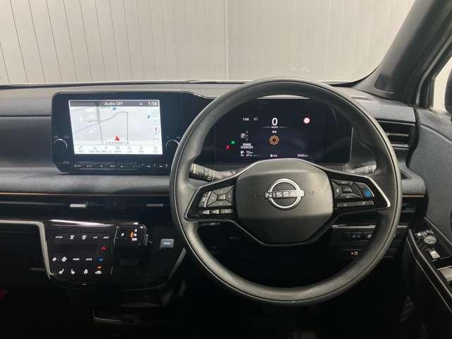 �y�n���h���X�C�b�`�z�n���h��������������ƂȂ��A�I�[�f�B�I���삪�ł���X�e�A�����O�X�C�b�`�t��