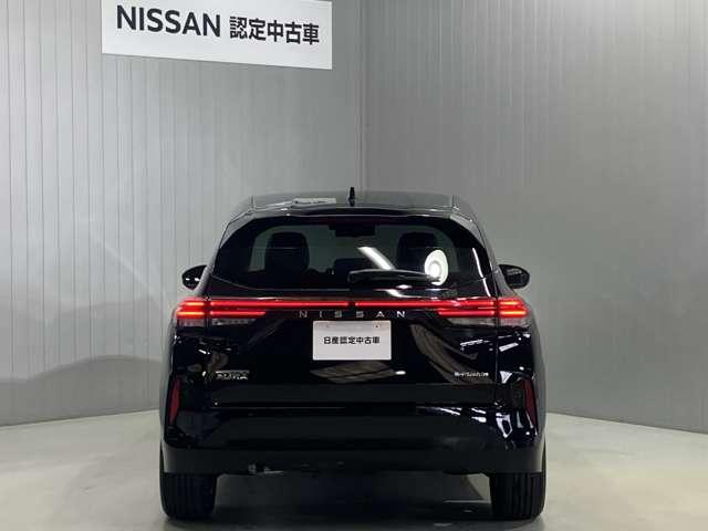 オーラ 1.2 G レザーエディション 当社社用車アップ・メーカーメモリーナビ・(9枚目)