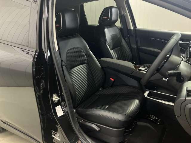 オーラ 1.2 G レザーエディション 当社社用車アップ・メーカーメモリーナビ・(25枚目)