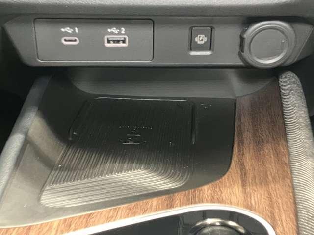 オーラ 1.2 G レザーエディション 当社社用車アップ・メーカーメモリーナビ・(39枚目)