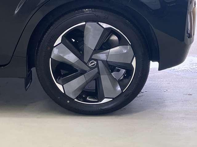 オーラ 1.2 G レザーエディション 当社社用車アップ・メーカーメモリーナビ・(43枚目)