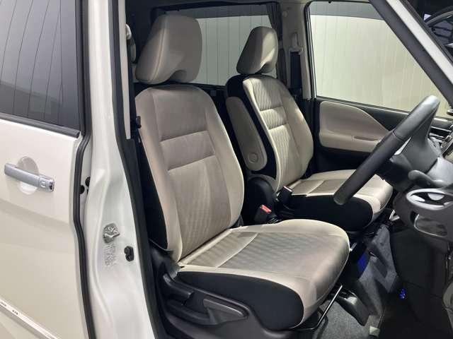 セレナ ｅ－パワー　ハイウェイスターＶ　１．２　ｅ－ＰＯＷＥＲ　ハイウェイスター　Ｖ　プロパイロット　ディーラーＯＰナビ　両側電動スライドドア　全周囲カメラ　前席シートヒーター　アルミホイール　スマートルームミラー　後席モニター（10枚目）
