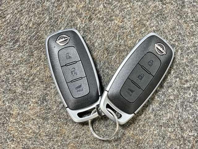エクストレイル Ｇ　ｅ－４ＯＲＣＥ　４ＷＤ　当社試乗車アップ・メーカーＯＰナビ・全席シートヒーター・アラウンドビューモニター・ＥＴＣ２．０・プロパイロットパーキング（5枚目）