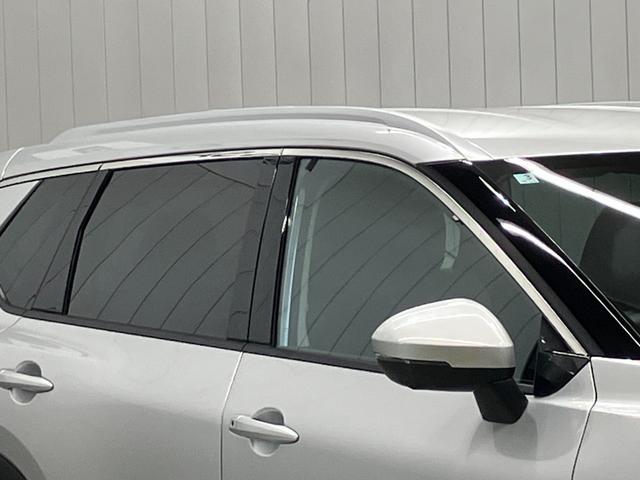 エクストレイル G e-4ORCE 1.5 G e-4ORCE 4WD 当社試乗車アップ・メーカーOPナビ・全周囲カメラ・全席シートヒーター・ワイヤレス充電器・ルーフレール・駐車支援・川西展示TEL072-793-0231(50枚目)