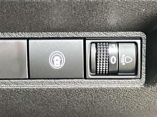 ノート X 1.2 X 当社試乗車アップ・メーカーナビ・衝突被害軽減ブレーキ・踏み間違い衝突防止アシスト・アラウンドビューモニター・ハイビームアシスト・LEDヘッドライト・川西展示TEL072-793-0231(19枚目)