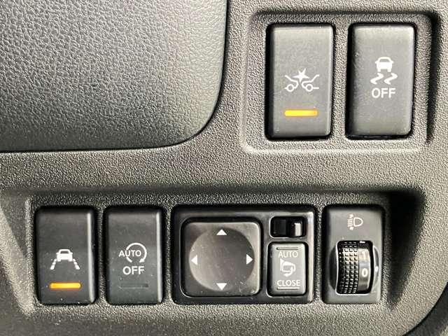 マーチ X Vセレクション 1.2 X Vセレクション SDナビ・バックモニター・オートライト・ハイビームアシスト・インテリジェントキー・衝突被害軽減ブレーキ・踏み間違い衝突防止アシスト・プライバシーガラス(18枚目)