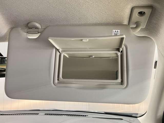 マーチ X Vセレクション 1.2 X Vセレクション SDナビ・バックモニター・オートライト・ハイビームアシスト・インテリジェントキー・衝突被害軽減ブレーキ・踏み間違い衝突防止アシスト・プライバシーガラス(19枚目)