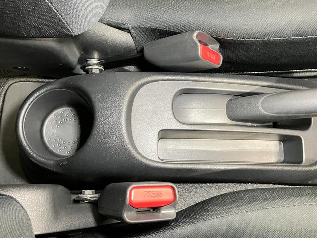 マーチ X Vセレクション 1.2 X Vセレクション SDナビ・バックモニター・オートライト・ハイビームアシスト・インテリジェントキー・衝突被害軽減ブレーキ・踏み間違い衝突防止アシスト・プライバシーガラス(22枚目)