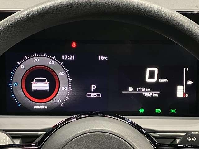 【メーター】昼間も夜間もとっても見やすく疲れにくいメ−タ−類で長距離ドライブの時もラクラク♪♪