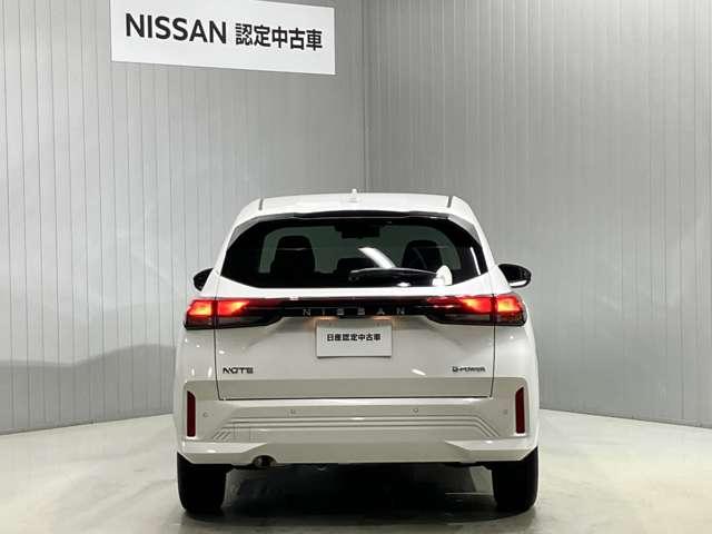 プライバシーガラスで夏場も涼しく、室内の保護にもなりますね！