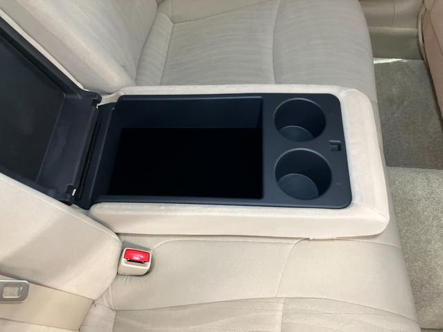 フーガ 250GT 2.5 250GT メーカーHDDナビ・アラウンドビューモニター・衝突被害軽減ブレーキ・クルーズコントロール・前席パワーシート・ETC・LEDヘッドライト(23枚目)