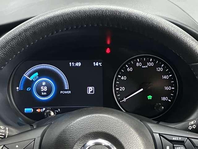 キックス X ツートーンインテリアエディション 1.2 X ツートーン インテリアエディション (e-POWER) ディーラーOPナビ・全周囲カメラ・前席シートヒーター・ステアリングヒーター・LEDヘッドランプ・ハイビームアシスト・ETC2.0(3枚目)