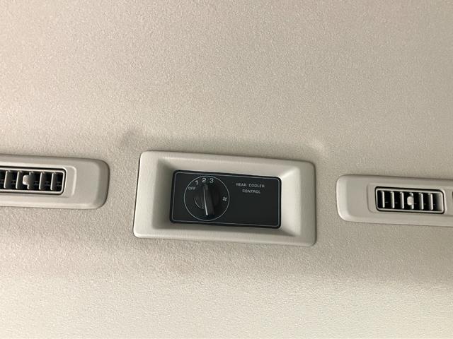 キャラバン 当社試乗車アップ・車いす2名仕様・ディスプレイオーディオ・全周囲カメラ・オートステップ・衝突被害軽減ブレーキ・リヤヒーター・リヤクーラー(23枚目)