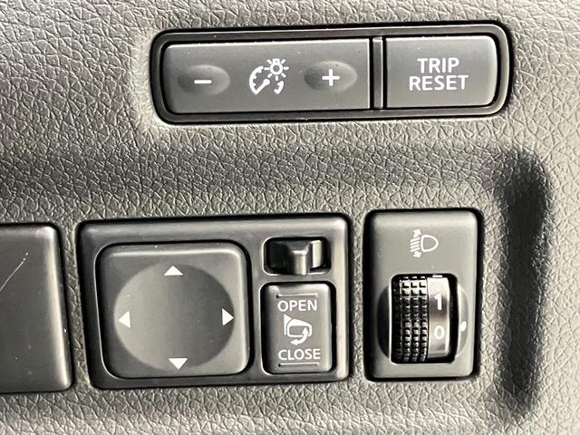 キャラバン 当社試乗車アップ・車いす2名仕様・ディスプレイオーディオ・全周囲カメラ・オートステップ・衝突被害軽減ブレーキ・リヤヒーター・リヤクーラー(28枚目)