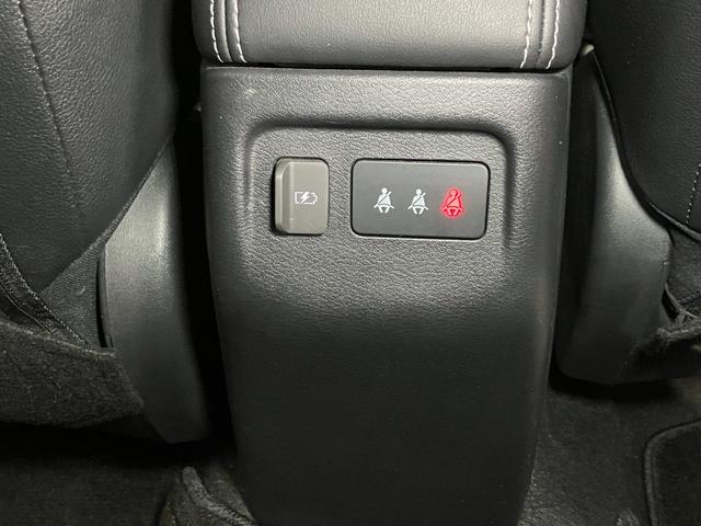 �A�[�����X�g���ɂ͂t�r�a�\�P�b�g�𑕔��I��Ȃł��g�т��[�d���邱�Ƃ��ł��܂��I