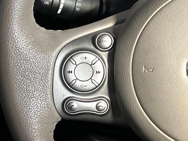 �y�n���h���X�C�b�`�z�n���h��������������ƂȂ��A�I�[�f�B�I����Ȃǂ��ł���X�e�A�����O�X�C�b�`�t��