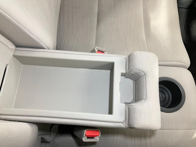 �A�[�����X�g�ɂ����[�X�y�[�X������܂��B