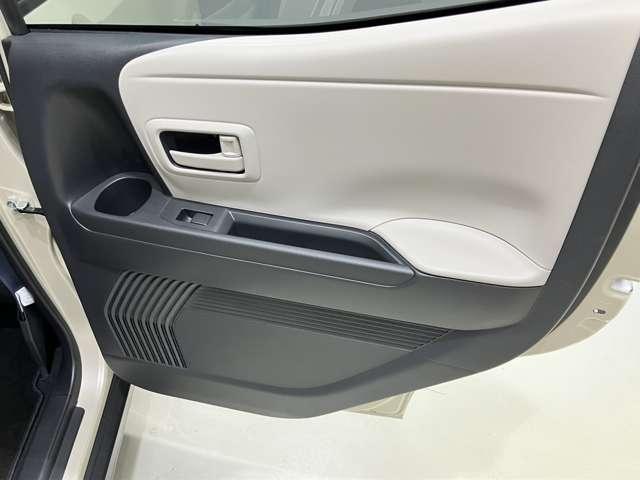 �y��ȃh�A�z�{�g���z���_�[���t���Ă���̂ŁA��Ȃł��������߂����܂���