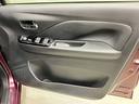 【運転席ドア】収納ポケットが付いているので運転席周りもスッキリ保てます★