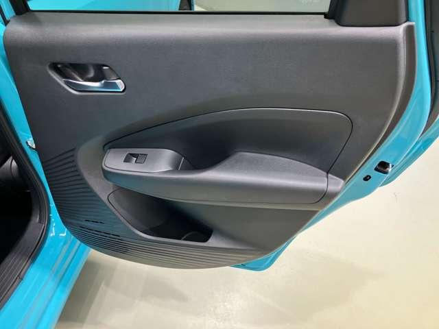 ノート Ｘ　１．２　Ｘ　展示試乗車アップ　プロパイロット機能＆メ－カ－ナビ・全周囲カメラ・ＳＯＳコ－ル・インテリジェントル－ムミラ－・ＬＥＤヘッドライト・ハイビ－ムアシスト・フロア－カ－ペット・ＥＴＣ２．０付（20枚目）