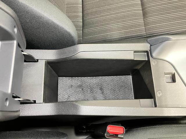ノート Ｘ　１．２　Ｘ　展示試乗車アップ　プロパイロット機能＆メ－カ－ナビ・全周囲カメラ・ＳＯＳコ－ル・インテリジェントル－ムミラ－・ＬＥＤヘッドライト・ハイビ－ムアシスト・フロア－カ－ペット・ＥＴＣ２．０付（37枚目）