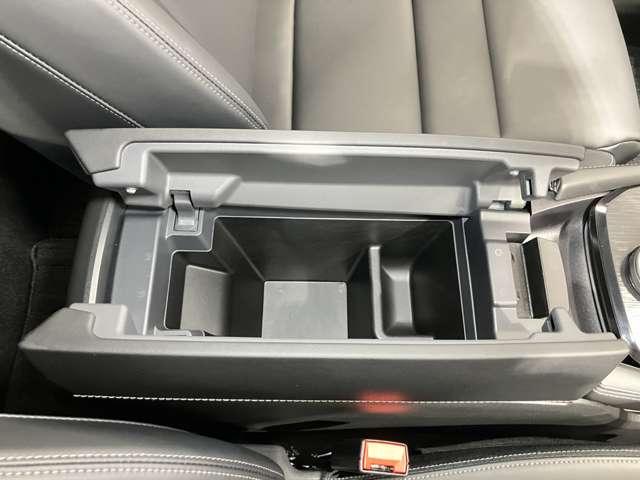 エクストレイル Ｇ　ｅ－４ＯＲＣＥ　１．５　Ｇ　ｅ－４ＯＲＣＥ　４ＷＤ　展示試乗車アップ　プロパイロット機能＆メ－カ－ナビ・全周囲カメラ・全席シートヒ－タ－・パワ－シ－ト・１００ＶＡＣ電源・オートバックドア・ＬＥＤヘッドライト・ＥＴＣ付（47枚目）