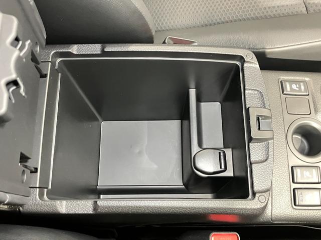 エクストレイル ２０Ｘｉ　２．０　２０Ｘｉ　２列車　プロパイロット機能＆９イント画面メモリ－ナビ・全周囲カメラ・スマートル－ムミラ－・全席シートヒ－タ－・ドラレコ・前後ソナ－・パワ－シ－ト・ＬＥＤヘッドライト・フォグランプ付（40枚目）