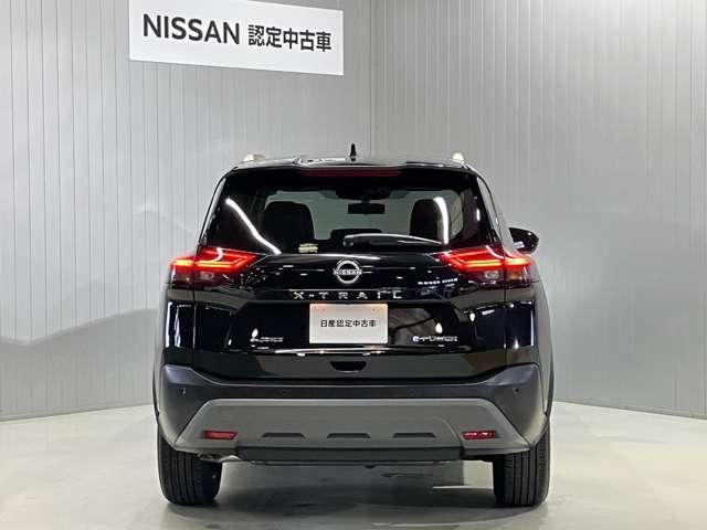 エクストレイル Ｘ　ｅ－４ＯＲＣＥ　９０周年記念車　１．５　Ｘ　ｅ－４ＯＲＣＥ　９０周年記念車　４ＷＤ　展示試乗車アップ　プロパイロット機能＆メ－カ－ナビ・全周囲カメラ・シートヒ－タ－・パワ－シ－ト・ＳＯＳコ－ル・ＬＥＤヘッドライト・ＥＴＣ２．０付（13枚目）
