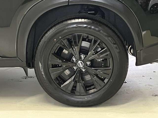 エクストレイル Ｘ　ｅ－４ＯＲＣＥ　９０周年記念車　１．５　Ｘ　ｅ－４ＯＲＣＥ　９０周年記念車　４ＷＤ　展示試乗車アップ　プロパイロット機能＆メ－カ－ナビ・全周囲カメラ・シートヒ－タ－・パワ－シ－ト・ＳＯＳコ－ル・ＬＥＤヘッドライト・ＥＴＣ２．０付（19枚目）