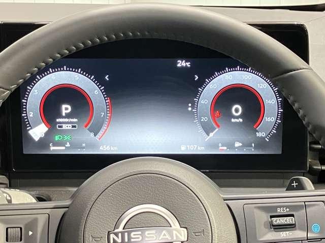 セレナ ハイウェイスターＶ　２．０　ハイウェイスターＶ　展示試乗車アップ　プロパイロット機能＆メ－カ－ナビ・全周囲カメラ・両側電動スライドドア・前後ドラレコ・ＬＥＤヘッドライト・ＬＥＤフォグランプ・フロア－カ－ペット・ＥＴＣ付（5枚目）