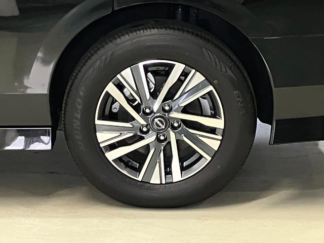 セレナ ハイウェイスターＶ　２．０　ハイウェイスターＶ　展示試乗車アップ　プロパイロット機能＆メ－カ－ナビ・全周囲カメラ・両側電動スライドドア・前後ドラレコ・ＬＥＤヘッドライト・ＬＥＤフォグランプ・フロア－カ－ペット・ＥＴＣ付（22枚目）
