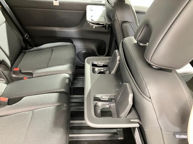 セレナ ハイウェイスターＶ　２．０　ハイウェイスターＶ　展示試乗車アップ　プロパイロット機能＆メ－カ－ナビ・全周囲カメラ・両側電動スライドドア・前後ドラレコ・ＬＥＤヘッドライト・ＬＥＤフォグランプ・フロア－カ－ペット・ＥＴＣ付（26枚目）