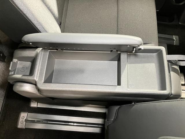 セレナ ハイウェイスターＶ　２．０　ハイウェイスターＶ　展示試乗車アップ　プロパイロット機能＆メ－カ－ナビ・全周囲カメラ・両側電動スライドドア・前後ドラレコ・ＬＥＤヘッドライト・ＬＥＤフォグランプ・フロア－カ－ペット・ＥＴＣ付（51枚目）