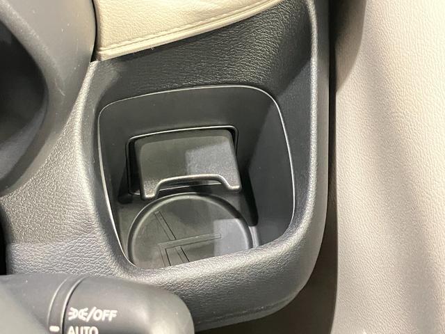 デイズ X 660 X 4WD 展示試乗車アップ メモリ-ナビ&全周囲カメラ・シートヒ-タ-・前後ソナ-・LEDヘッドライト・オートライト・ハイビ-ムアシスト・SOSコ-ル・フロア-カ-ペット・ETC付(41枚目)