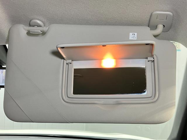 キックス Ｘ　１．２　Ｘ　（ｅ－ＰＯＷＥＲ）　プロパイロット機能＆衝突被害軽減ブレ－キ・踏み間違い防止アシスト・メモリ－ナビ・全周囲カメラ・シートヒ－タ－・ドラレコ・ＬＥＤヘッドライト・ｌＬＥＤフォグランプ・ＥＴＣ（41枚目）