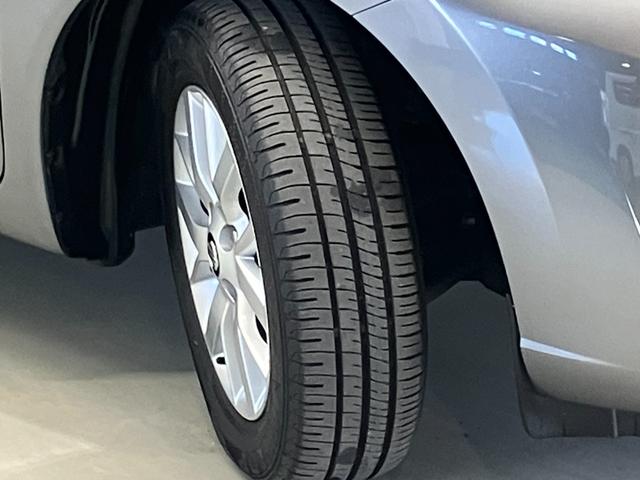 ノート e-パワー メダリスト 1.2 e-POWER メダリスト 衝突被害軽減ブレ-キ&踏み間違い防止アシスト・CDチューナ-・全周囲カメラ・スマートル-ムミラ-・アダプティブクル-ズコントロ-ル・LEDヘッドライト・フォグランプ(36枚目)