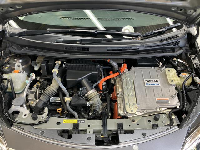 ノート e-パワー メダリスト 1.2 e-POWER メダリスト 衝突被害軽減ブレ-キ&踏み間違い防止アシスト・CDチューナ-・全周囲カメラ・スマートル-ムミラ-・アダプティブクル-ズコントロ-ル・LEDヘッドライト・フォグランプ(40枚目)