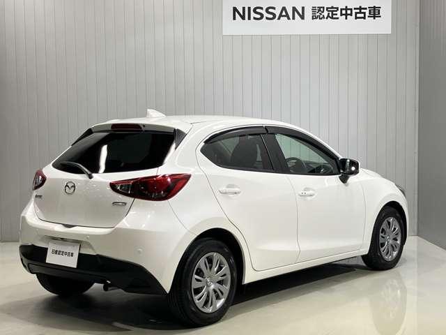 デミオ １５Ｓ　１．５　１５Ｓ　メモリ－ナビ＆全周囲カメラ・シートヒ－タ－・ドライブレコ－ダ－・ＬＥＤヘッドライト・ＬＥＤフォグランプ・オートライト・ｉ－ＳＴＯＰ付（13枚目）