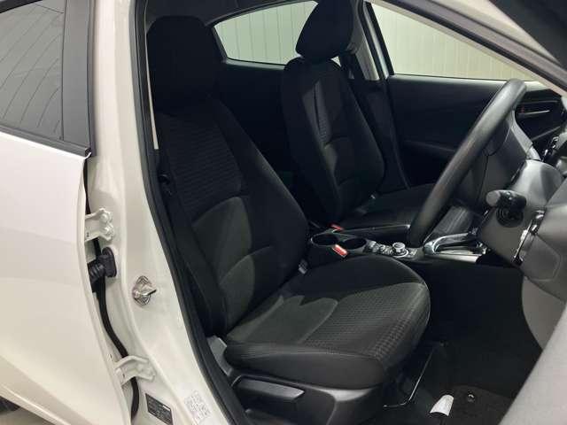 デミオ １５Ｓ　１．５　１５Ｓ　メモリ－ナビ＆全周囲カメラ・シートヒ－タ－・ドライブレコ－ダ－・ＬＥＤヘッドライト・ＬＥＤフォグランプ・オートライト・ｉ－ＳＴＯＰ付（20枚目）