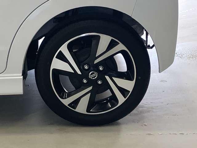 デイズ ハイウェイスター　Ｇターボプロパイロットエディション　６６０　ハイウェイスターＧターボ　プロパイロット　エディション　衝突被害軽減ブレ－キ＆踏み間違い防止アシスト・メモリ－ナビ・全周囲カメラ・前後ドラレコ・ＬＥＤヘッドライト・ＬＥＤフォグランプ・ＥＴＣ付（18枚目）