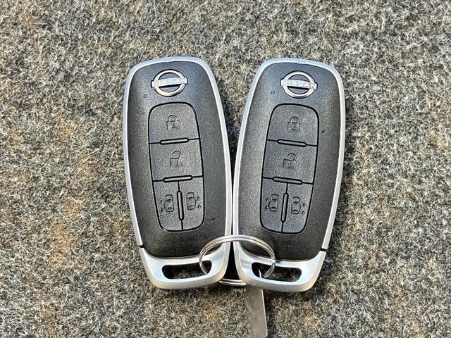 セレナ ハイウェイスターV 2.0 ハイウェイスターV 展示試乗車アップ プロパイロット機能&メ-カ-ナビ・全周囲カメラ・両側電動スライドドア・前後ドラレコ・LEDヘッドライト・LEDフォグランプ・SOSコ-ル・ETC2.0付(54枚目)