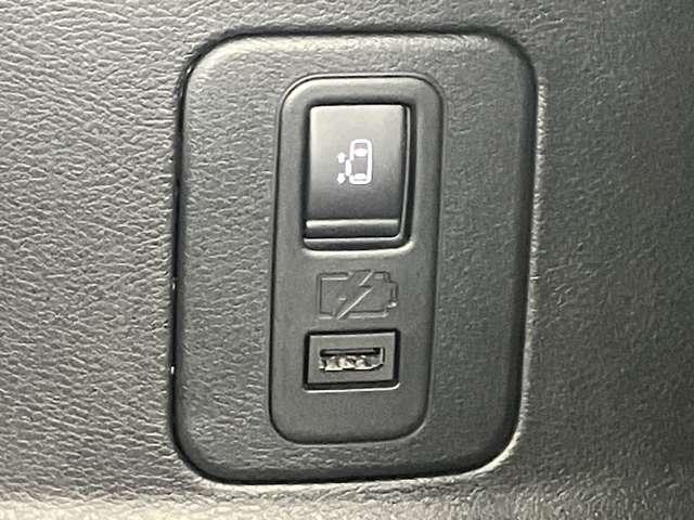 �R��ڃV�[�g����ł������X���C�h�h�A�̊J���ł��܂��I���ꂵ���t�r�a�\�P�c�g���t���Ă��܂���