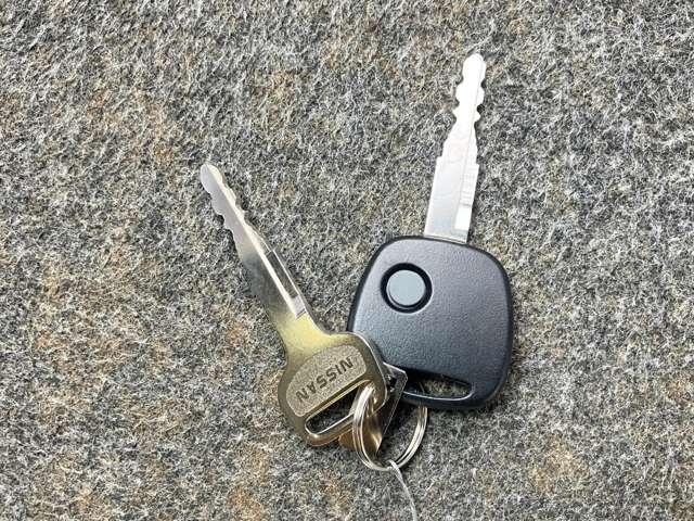 �[�d�P�[�u�����Ȃ��΁A�g�ѓd�b�Ȃǂ̏[�d���o����̂ŕ֗��ł����