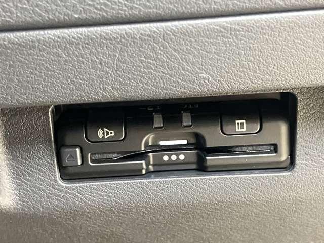 �y�r�n�r�R�[���z���̂�}�a�̎��Ƀ{�^���ЂƂŐ��̃I�y���[�^�[�ɐڑ��B�G�A�o�b�N���J�����̂̎��͎����ŃI�y���[�^�ɐڑ����Ă���܂��I